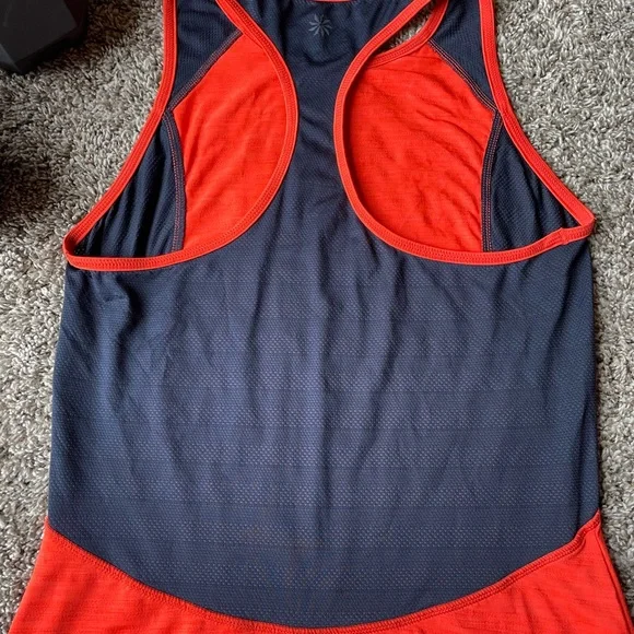 Athleta Spiral Spinner Tank Size XS Workout Top 🏋️‍♀️ - Picture 6 of 9